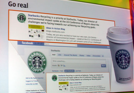 Starbucksは、Facebook上でリサイクルキャンペーンの告知を行うなど積極的に活用