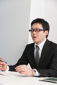 松矢順一氏