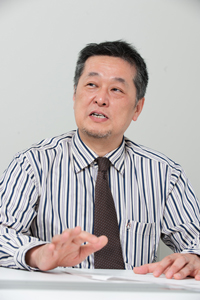 松谷順一 氏
