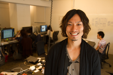 日本人のファッションセンスは世界一。iQONがそれを表現する場になればよい」と話す金山さん