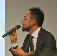 岡田吉弘氏