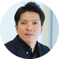 株式会社リクルートライフスタイル『ホットペッパービューティー』プロデューサー中村 隆之氏『ホットペッパービューティー』プロデューサー。2002年、リクルート入社。人材採用領域で営業担当を経て、商品企画・営業企画・企画統括を担当。2013年より現・リクルートライフスタイルの旅行事業部で『じゃらん』の事業推進部長を務め、新規事業開発、海外事業等を担当。2016年から『ホットペッパービューティー』事業推進部長に就任し、現在はプロデューサーも兼任する。