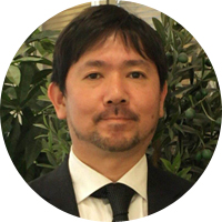 伊藤忠テクノソリューションズ株式会社クラウドインテグレーションビジネス推進部エキスパートエンジニア大元 隆志氏通信事業者のインフラ設計、提案、企画を12年経験。現在はCASBソリューションのセールス開発・プリセールスを担当する一方で、国士舘大学経営学部にて学生向けに企業におけるクラウド、モバイル利活用について講座を担当する。最新のIT動向や技術動向分析が高く評価され、ヤフーニュース、IT Leaders、ITmediaマーケティング等IT系メディアで多くの記事を執筆。所有資格:米国PMI認定PMP、MCPC認定シニアモバイルシステムコンサルタント。近著に『ビッグデータ・アナリティクス時代の日本企業の挑戦』(翔泳社)がある。