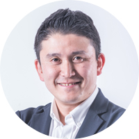 株式会社スペースマーケット 代表取締役　重松 大輔氏1976年生まれ。2013年にフォトクリエイトにてマザーズ上場を経験後、2014年にスペースマーケットを創業。2016年には一般社団法人シェアリングエコノミー協会を設立し代表理事に就任。