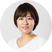 RIZAPグループ株式会社 グループマーケティング推進ユニット 田中 環奈氏法政大学卒。2016年RIZAPグループへ新卒入社。書籍・ムック本のコラボ制作等を担当。2017年12月よりグループマーケティング推進ユニットに所属。現在約80社あるグループ企業へ向け、マーケティング最適化を支援している。