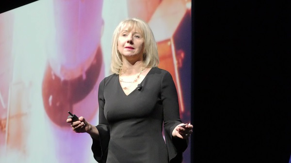 IBM Watson Customer Engagement CMO Felicity Carson氏