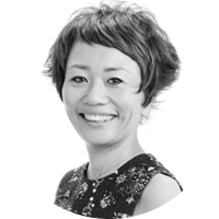 執行役員 コーポレートビジネス担当　古賀 美奈子氏2001年6月、オン・ザ・エッヂ入社。2007年4月、ライブドア広告事業部長に就任。経営統合にともない、2012年4月よりNHN Japanにて「LINE」の広告事業立ち上げを担当。2013年4月、商号変更により、LINE法人ビジネス事業部長に就任。2017年5月、執行役員に就任し、現職。2018年2月、transcosmos online communicationsの取締役に就任（兼任）。