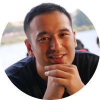 執行役員 マーケティング統括部部長 藤原 義昭氏全社のマーケティング、EC事業、Webで簡単に買い取りできる宅配買取事業、ブランド品専門のフリマアプリ「KANTE」事業、情報システム部門を統括。リアル店舗とECをつないで全社のオムニチャネルを推進している。