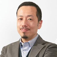 1997年良品計画入社。店舗勤務や取引先商社への出向(ドイツ勤務)、World MUJI企画、企画デザイン室などを経て、2005年、衣料雑貨のカテゴリーマネージャーとして「足なり直角靴下」を開発して定番ヒット商品に育てる。10年、WEB事業部長に就き、「MUJI passport」をプロデュース。15年10月にオイシックス(現オイシックス・ラ・大地)に入社し、現職に。早稲田大学大学院商学研究科修士課程修了(MBA)。17年4月から一橋大学大学院商学研究科博士後期課程在籍中。同年10月、Engagement Commerce Lab設立。18年9月、顧客時間共同CEO/取締役に就任。日本マーケティング学会理事。著書に『世界最先端のマーケティング 顧客とつながる企業のチャネルシフト戦略』(共著、日経BP社) がある。