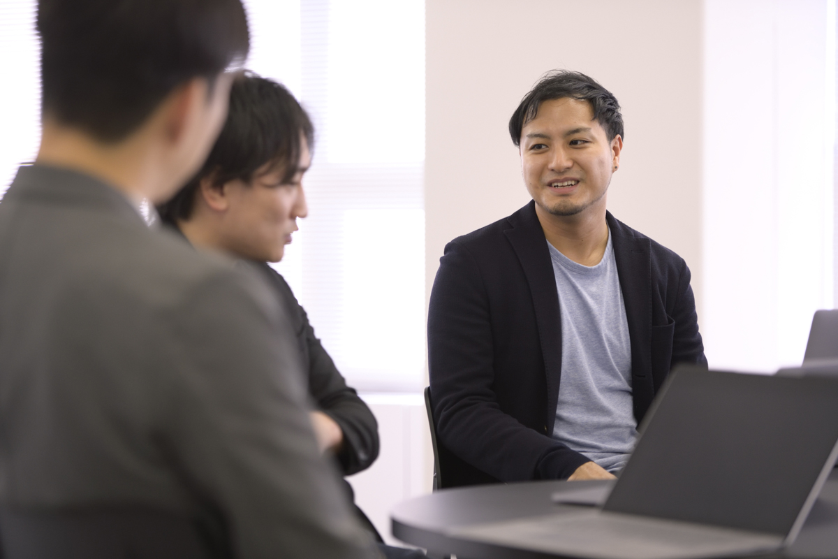 取材の様子 SPROUND Community Manager／DNX Ventures Investment VP 田中佑馬氏