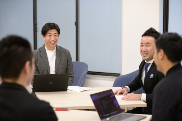 才流 代表取締役 栗原 康太氏