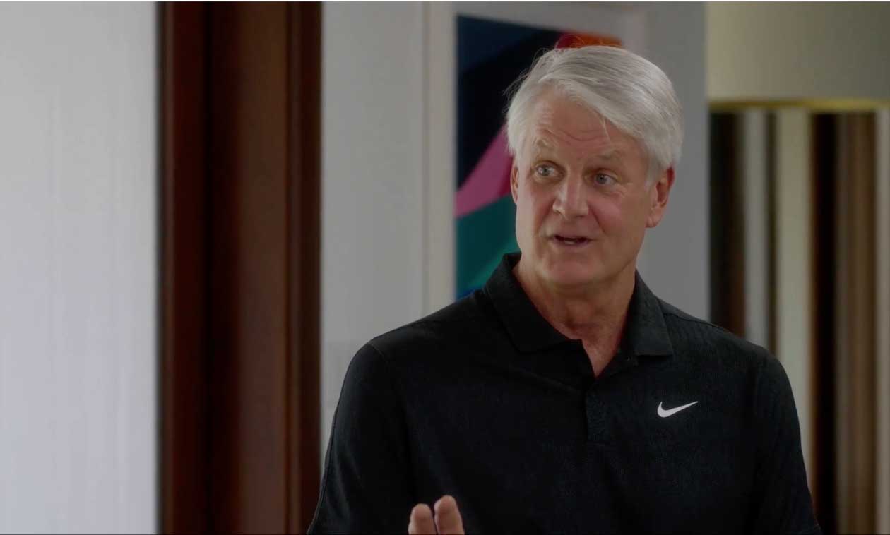 2020年1月にNike CEOに就任したJohn Danahoe氏。それ以前はServiceNowのCEOを務めていたが、オファーを受け入れた背景として「世界の分断が進んでおり、人々を結びつけるスポーツの重要性が高まっている」と述べた。