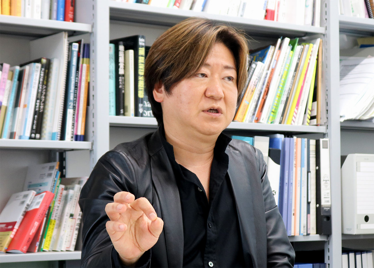 画像を説明するテキストなくても可