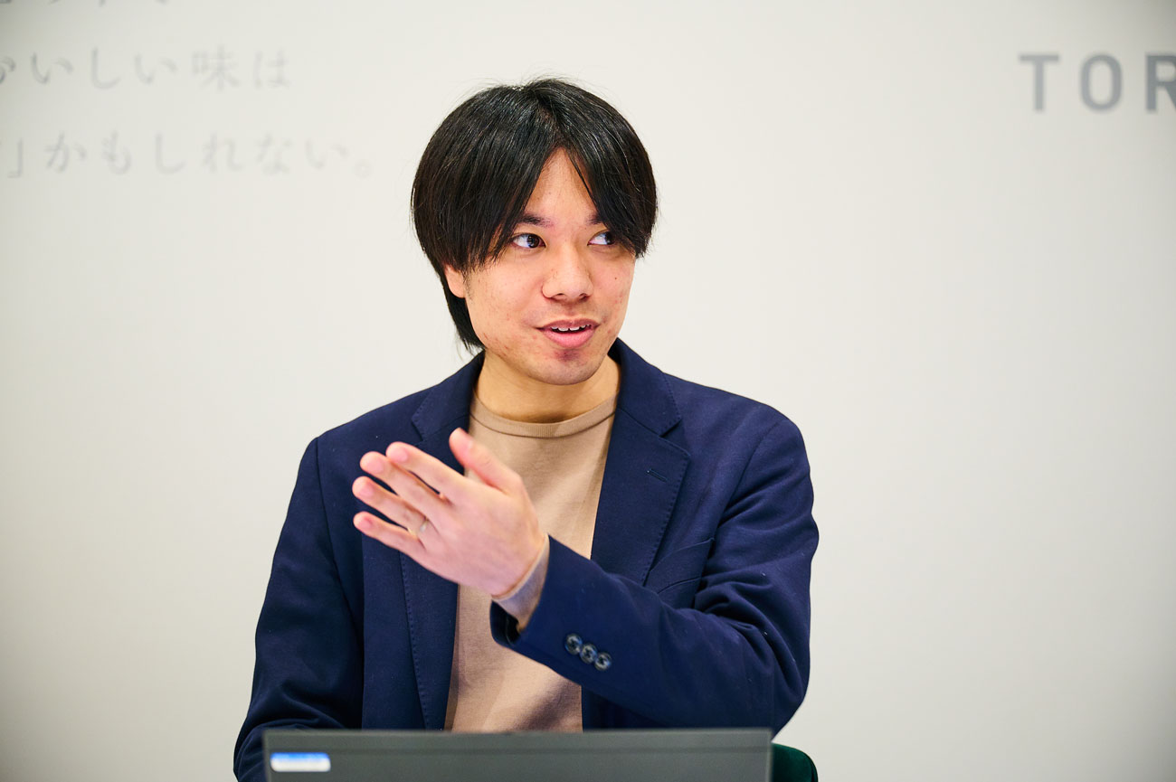 ホットリンク ソーシャルメディアコンサルタントの川田恭ノ介さん。丸亀製麺のXの運用を担当している