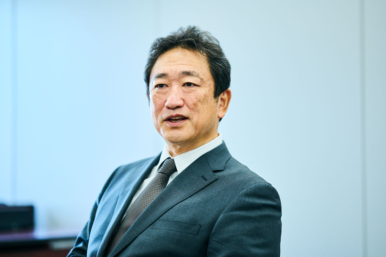 公益社団法人 日本マーケティング協会　専務理事　高石一朝早稲田大学卒業。卒業後株式会社電通に入社。ラジオテレビ局、新聞局、第7営業局営業部長、第5営業局局次長、第14営業局局長などを経て、2017年8月より公益社団法人日本マーケティング協会に出向、基幹事業局長を務める。2018年より現職。