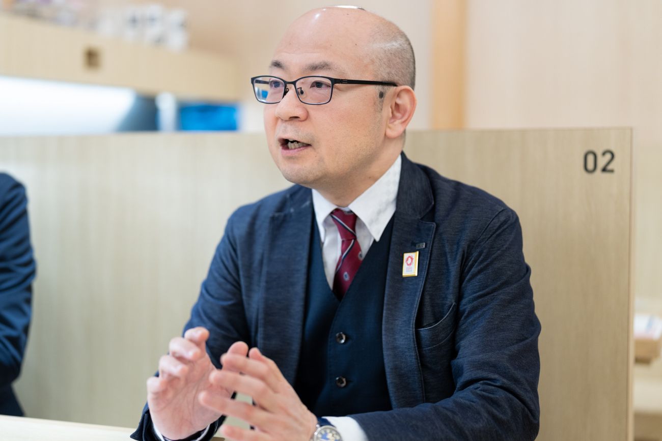 画像を説明するテキストなくても可