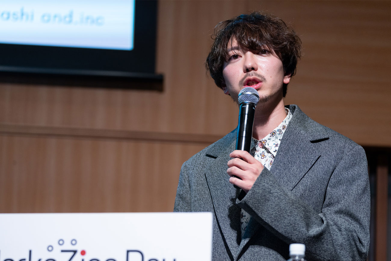 画像を説明するテキストなくても可