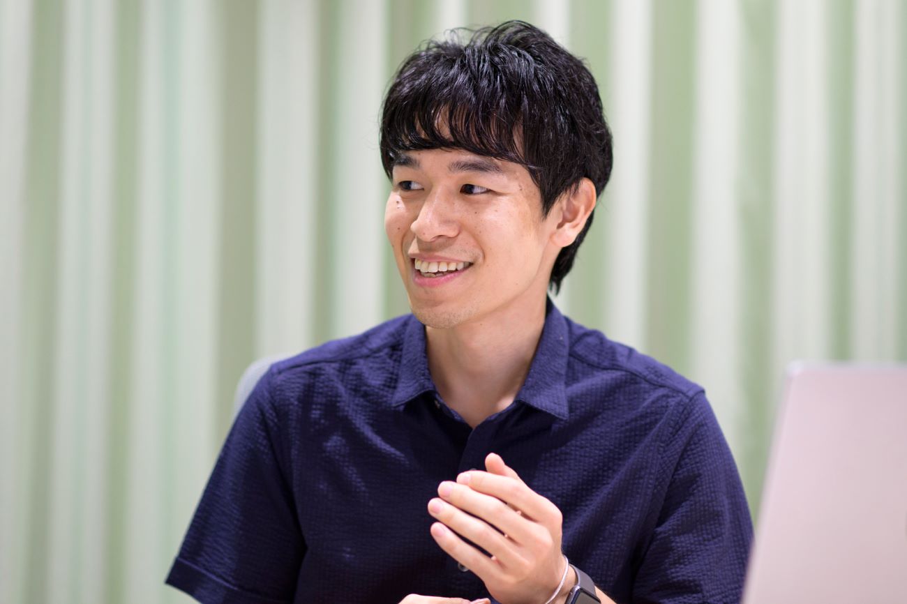 画像を説明するテキストなくても可