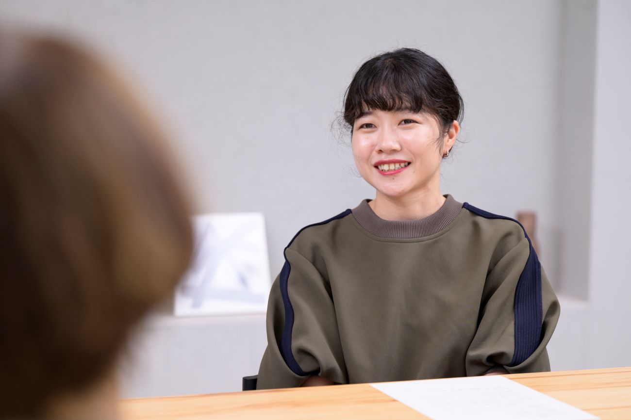 画像を説明するテキストなくても可