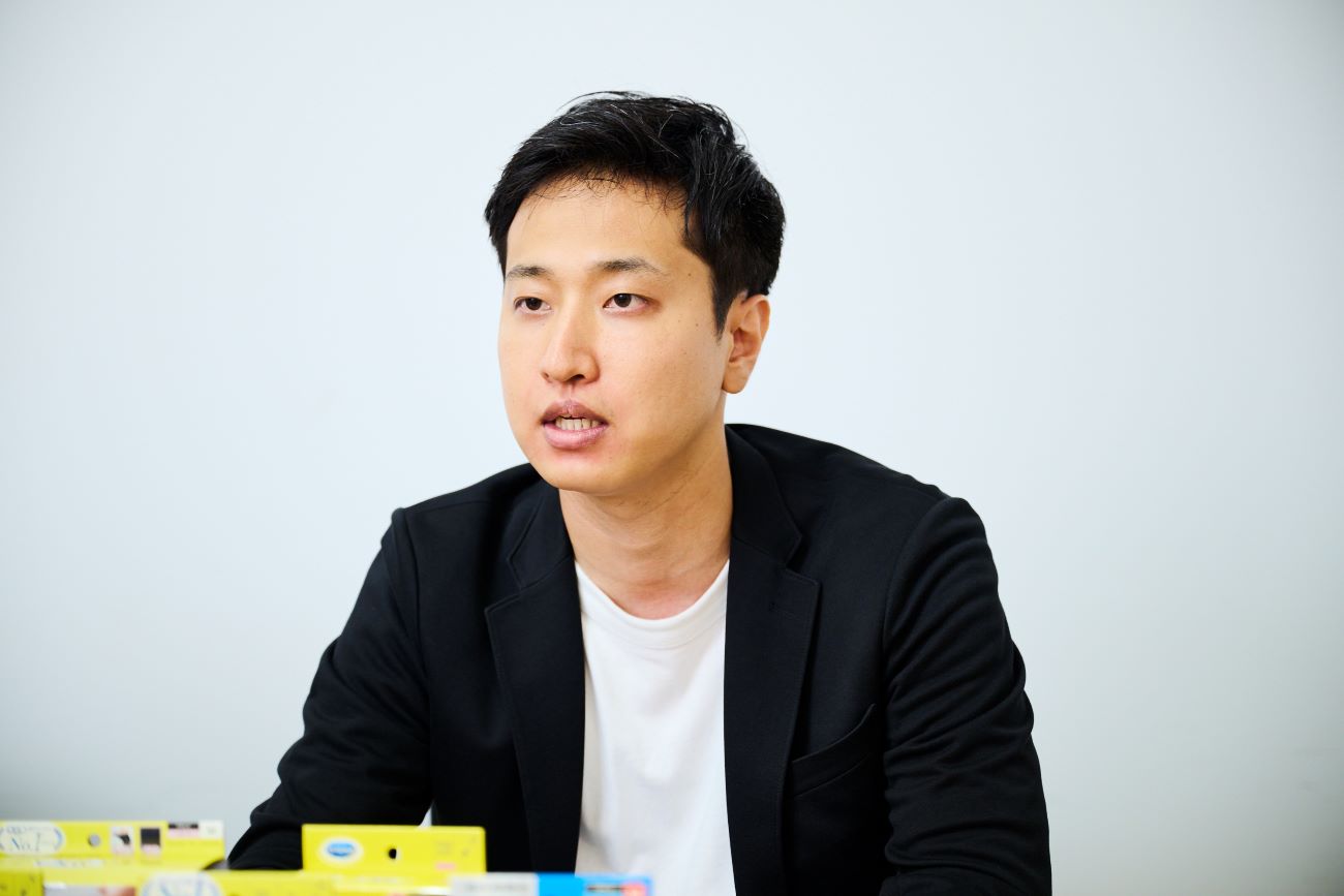 レキットベンキーザー・ジャパン株式会社　マーケティング本部 ブランドマネージャー　鈴木 涼平氏