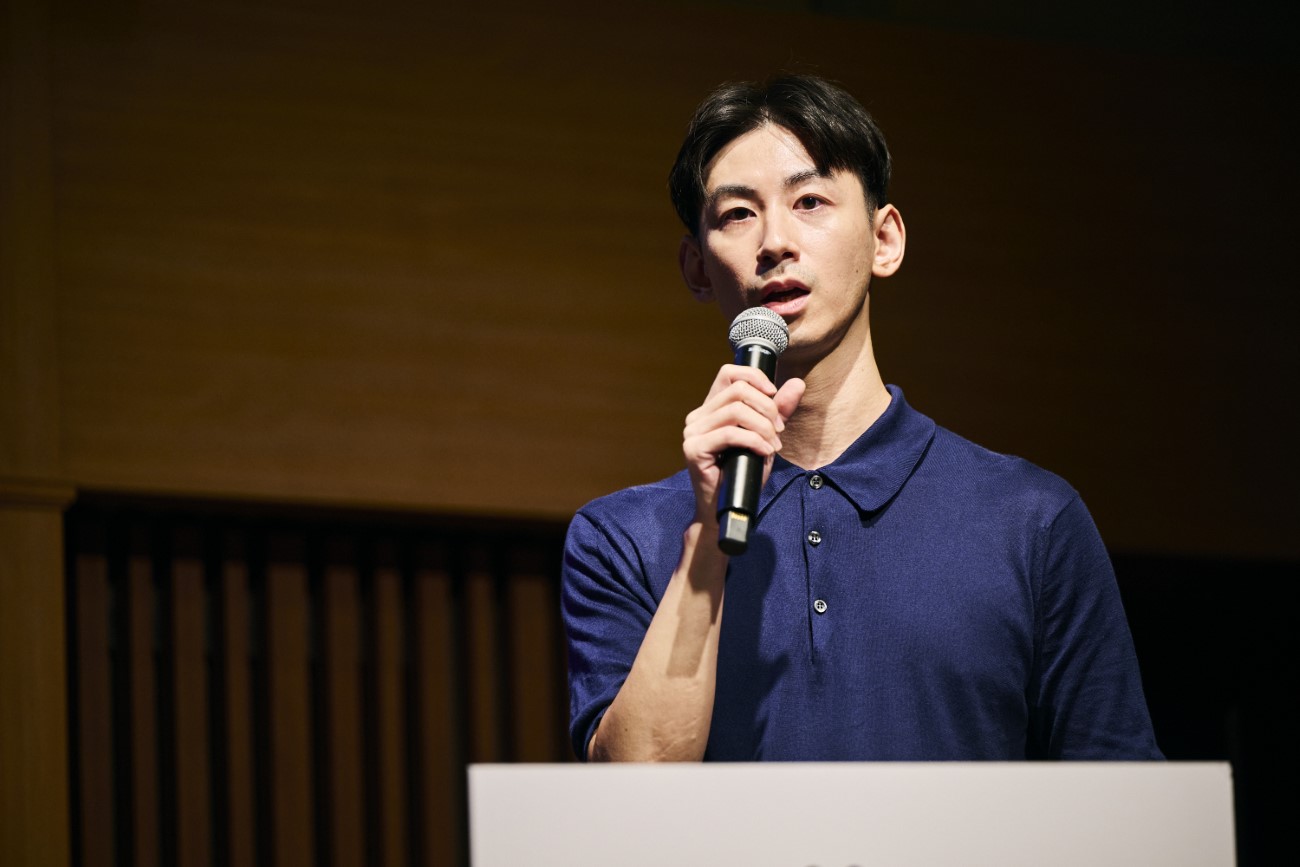 画像を説明するテキストなくても可