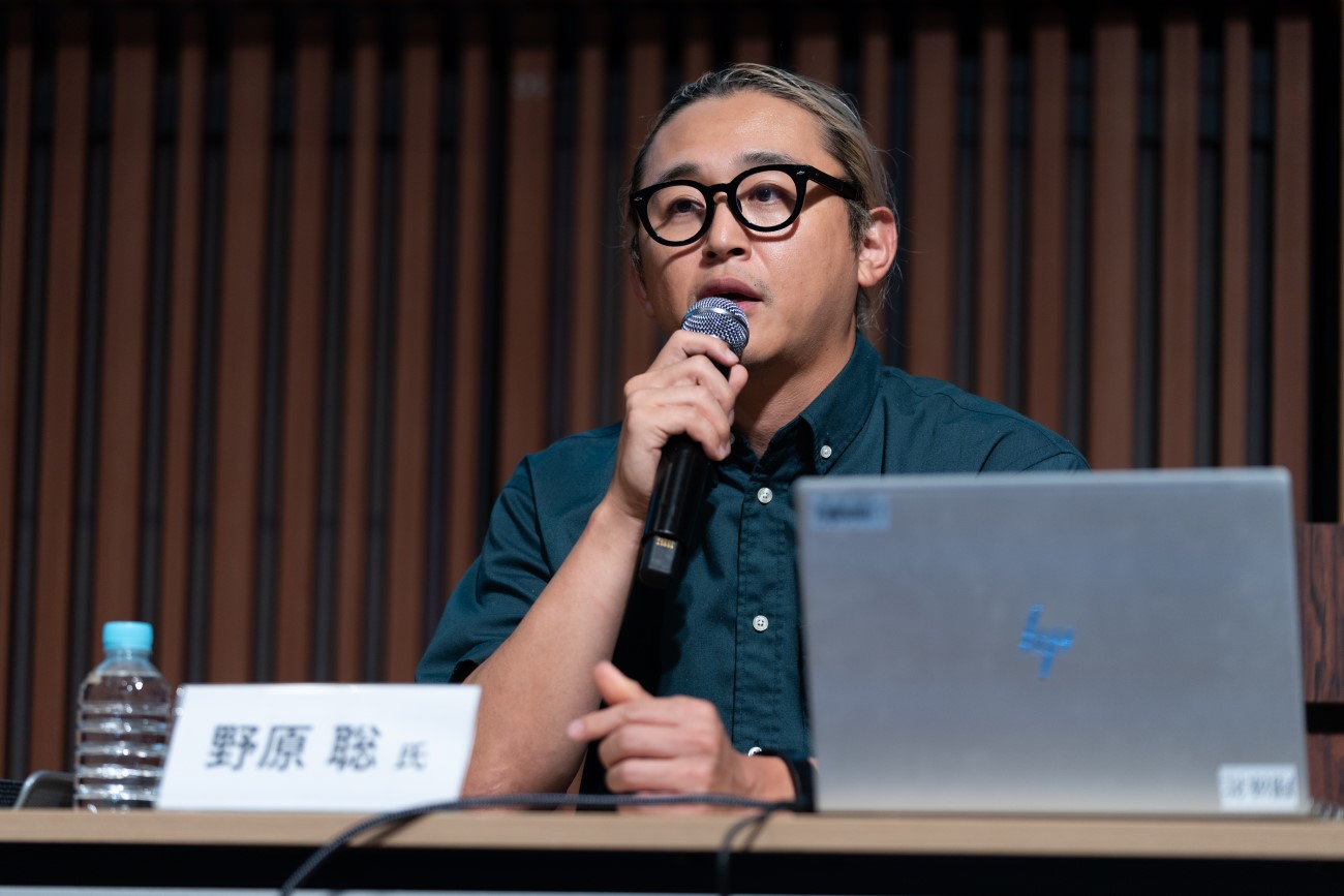 画像を説明するテキストなくても可