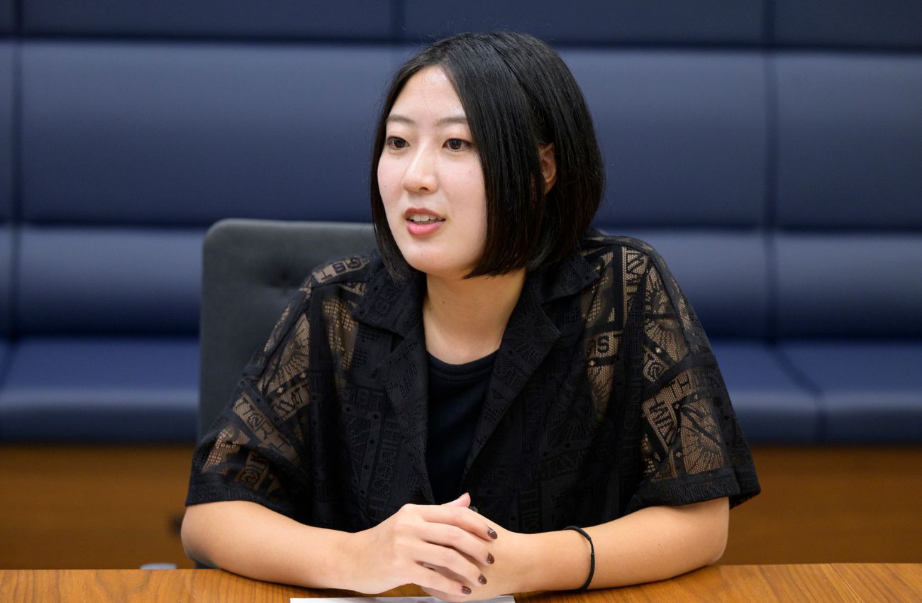 株式会社電通 1CR プランニング局アートディレクター 宮本結以氏アートディレクターとして、今回のプロジェクトではキャラクターやUI、トンマナ設計を担当した。他にも、クリエイティブチームとして、効果的な施策を提案。