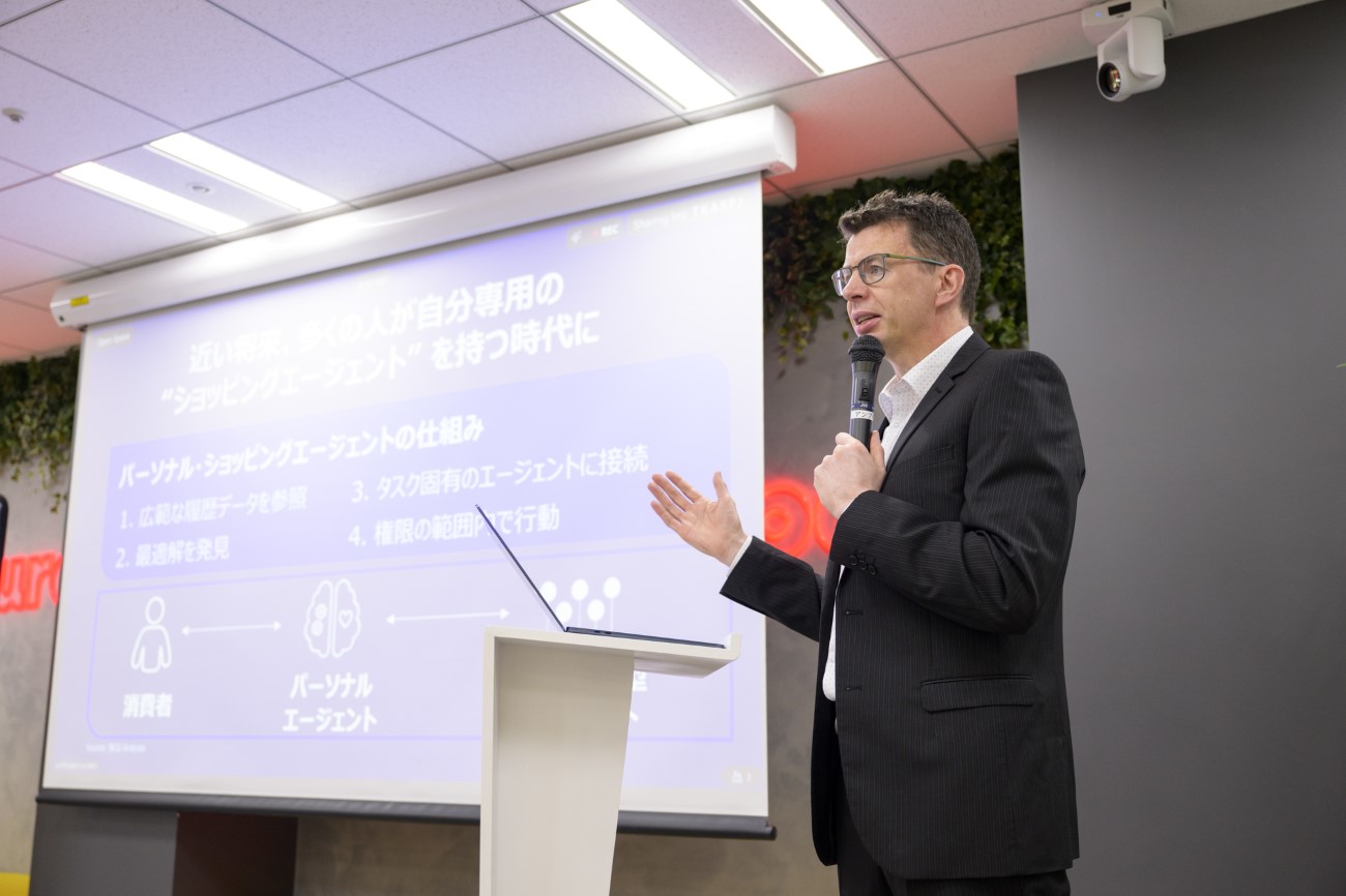 画像を説明するテキストなくても可