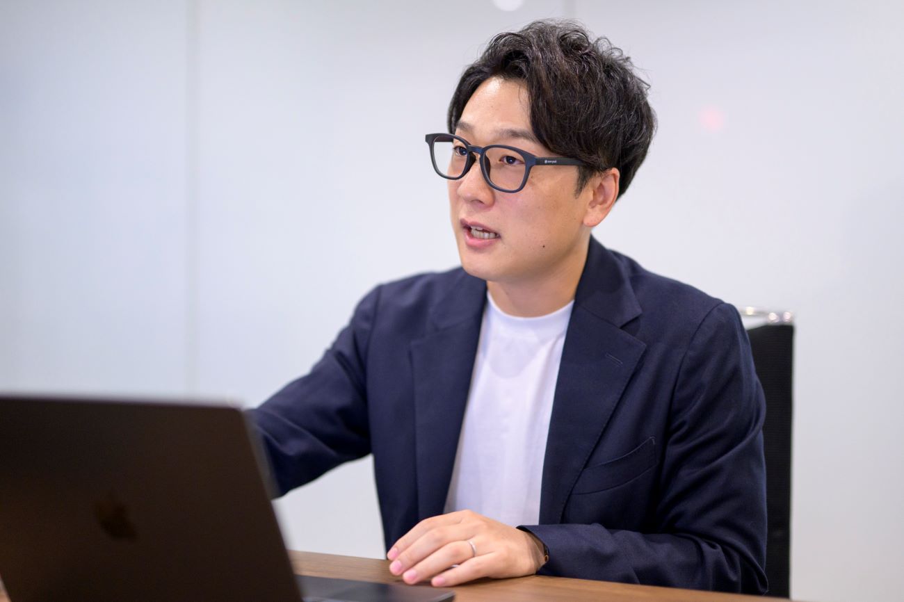 画像を説明するテキストなくても可