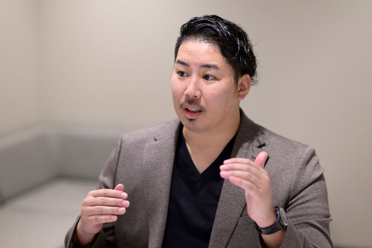 画像を説明するテキストなくても可