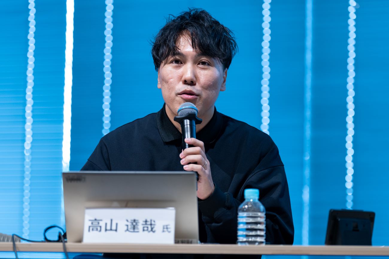 画像を説明するテキストなくても可