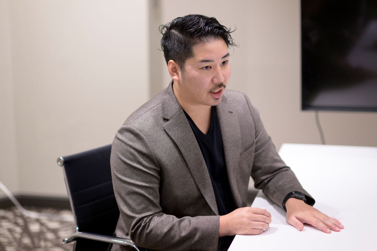 画像を説明するテキストなくても可