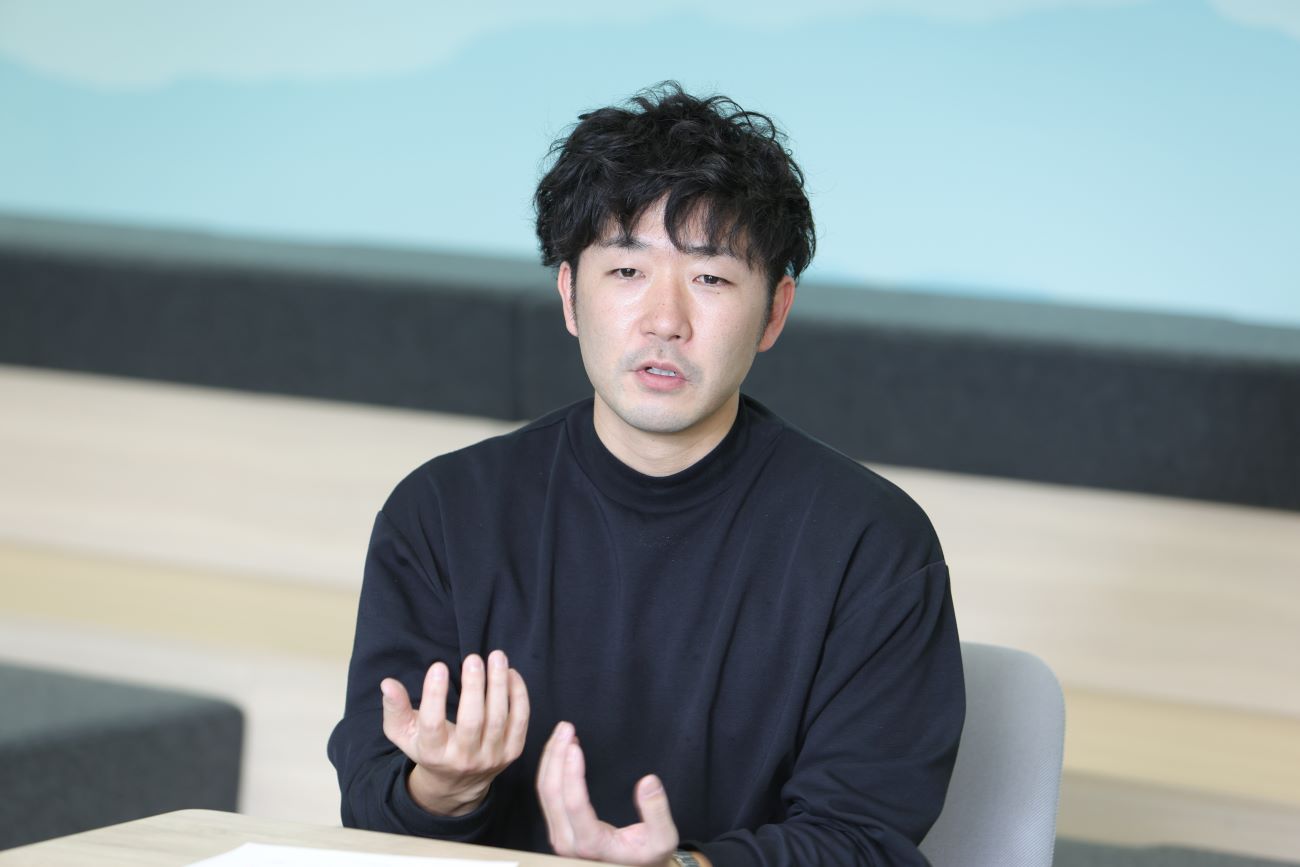 画像を説明するテキストなくても可