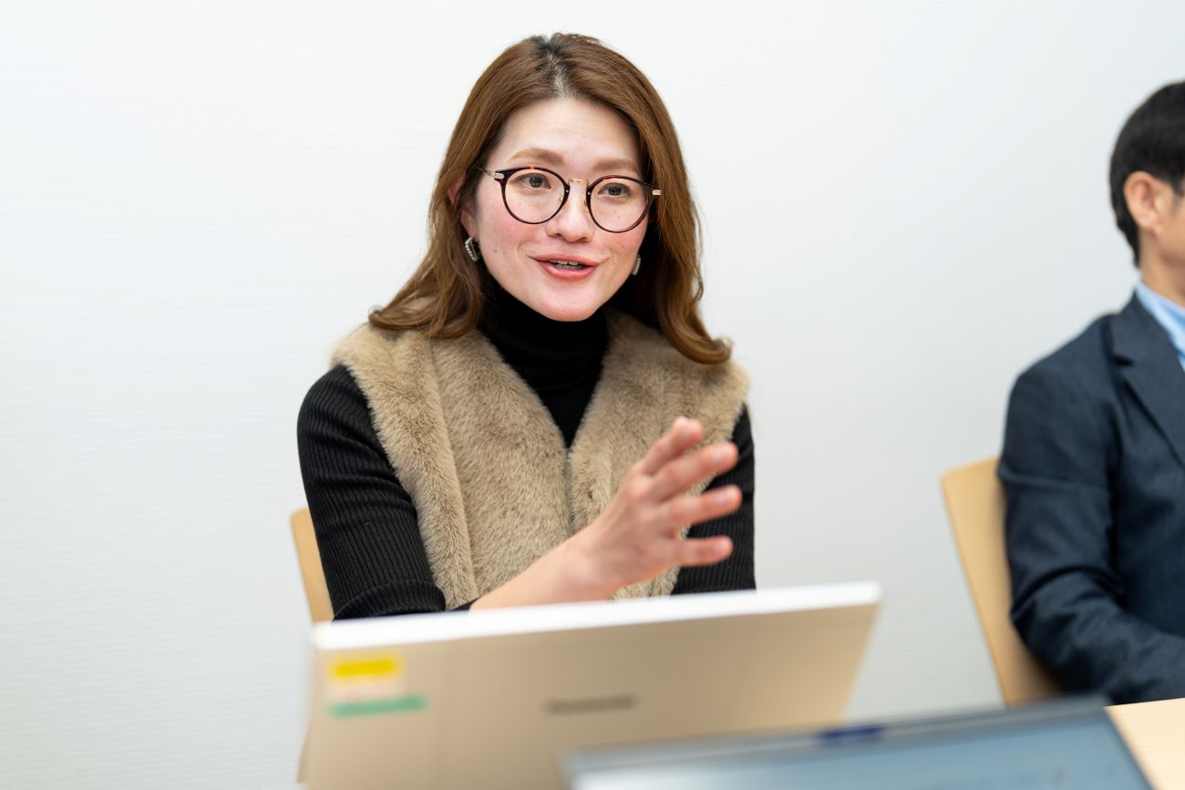 画像を説明するテキストなくても可