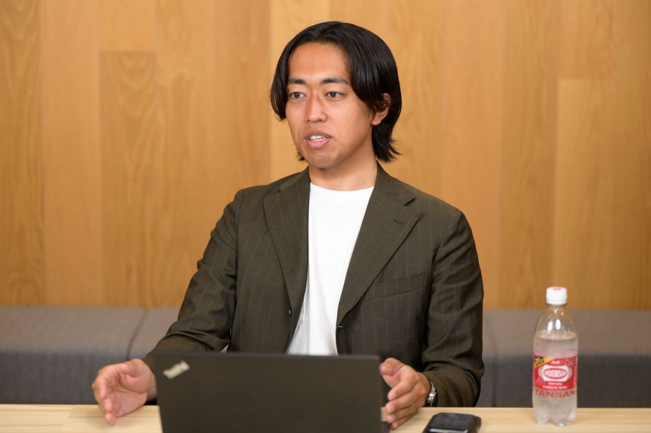 画像を説明するテキストなくても可