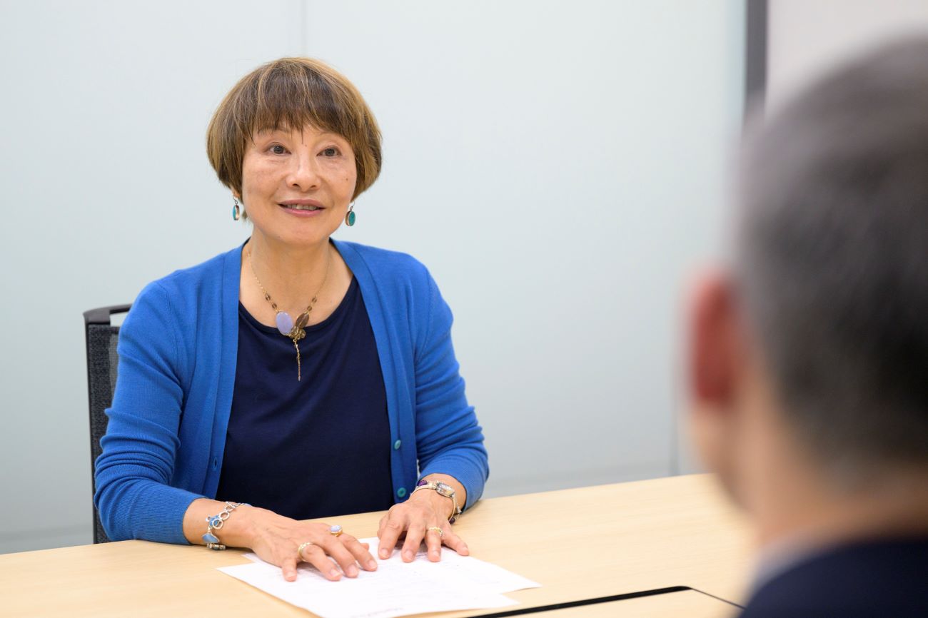 画像を説明するテキストなくても可