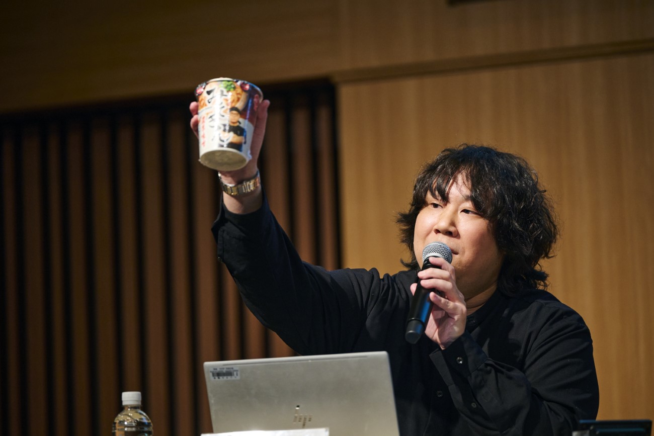 画像を説明するテキストなくても可