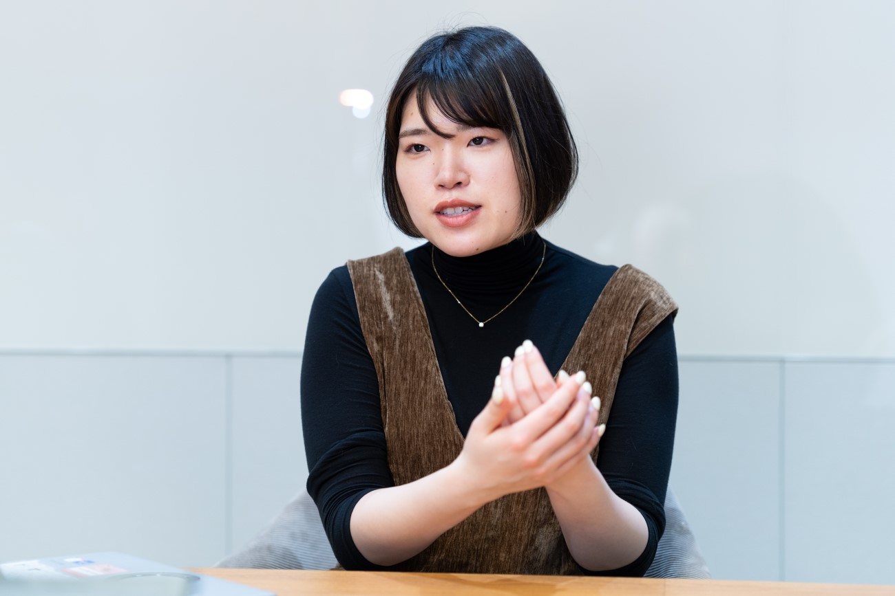 画像を説明するテキストなくても可