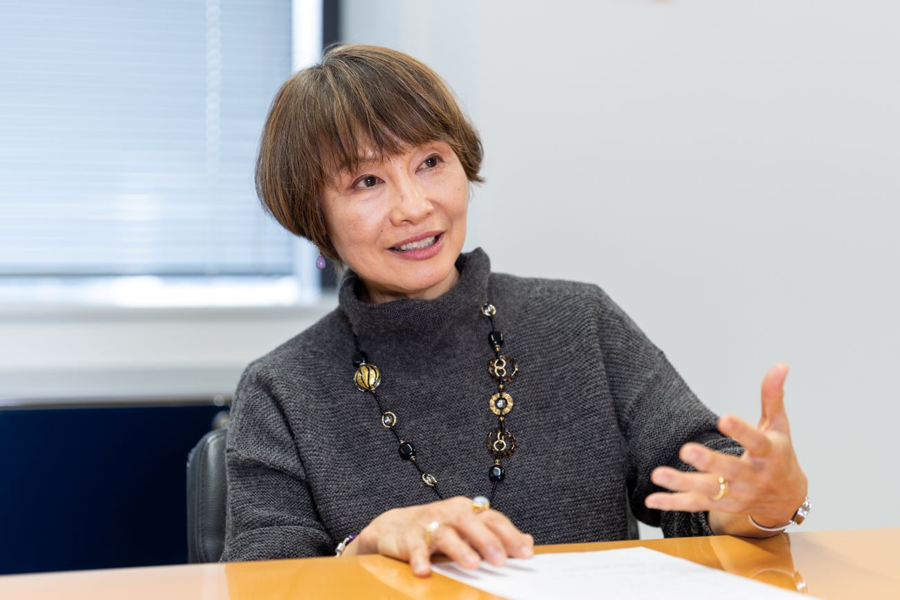 画像を説明するテキストなくても可