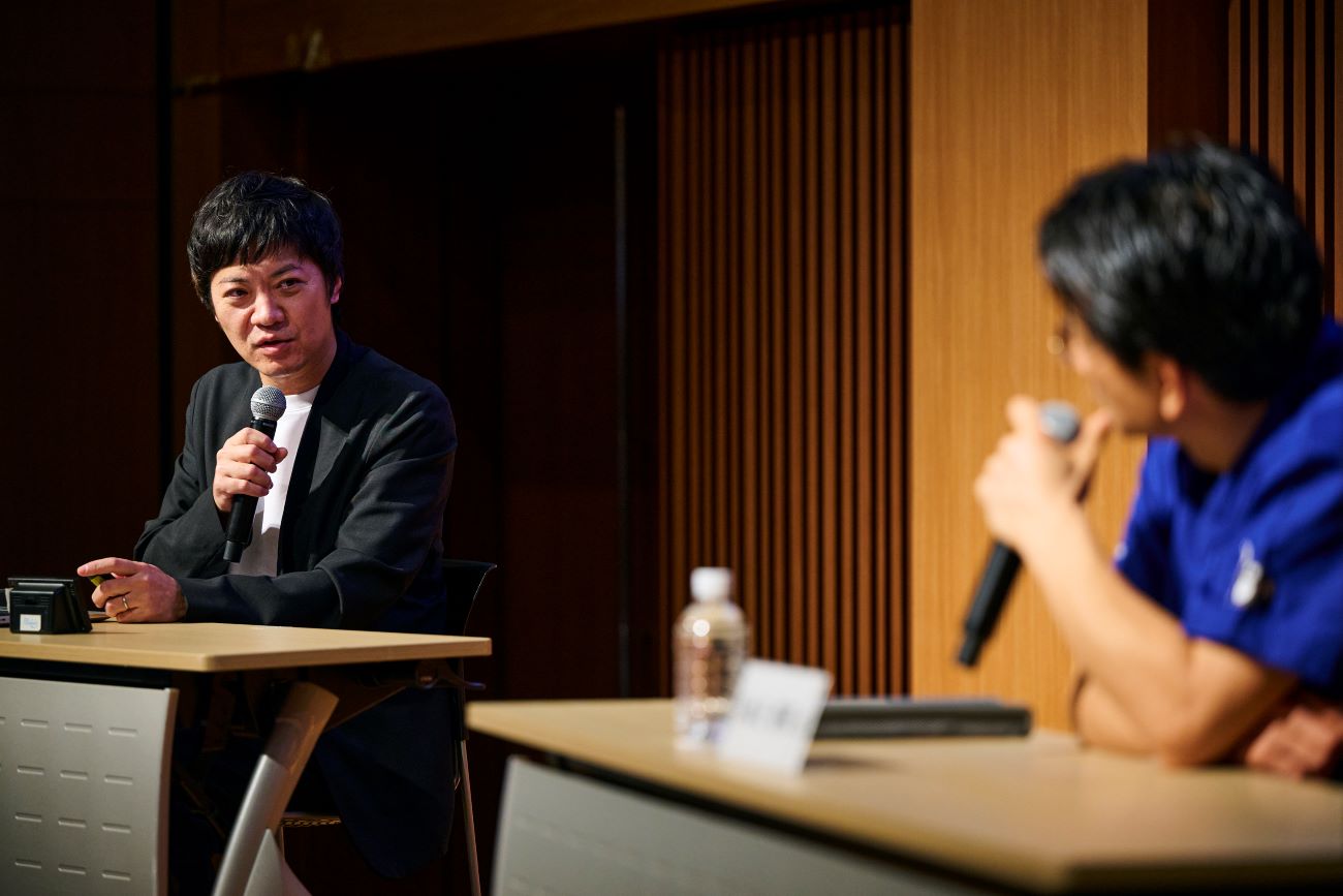 画像を説明するテキストなくても可