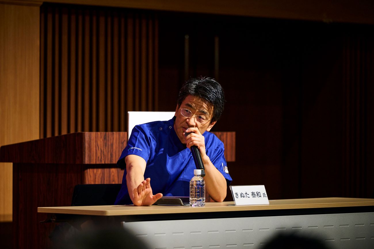 画像を説明するテキストなくても可