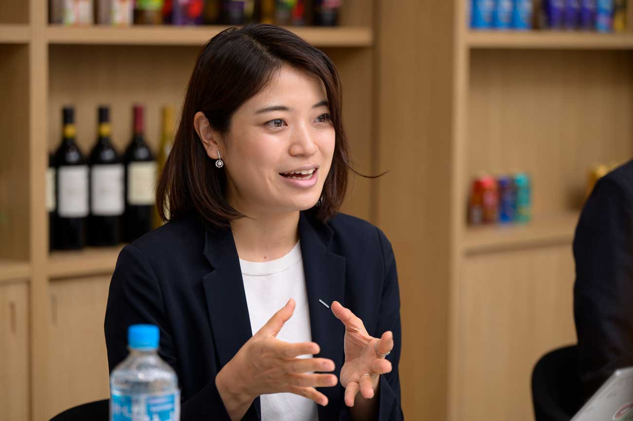 サントリーホールディングス株式会社　宣伝部　能美香織氏