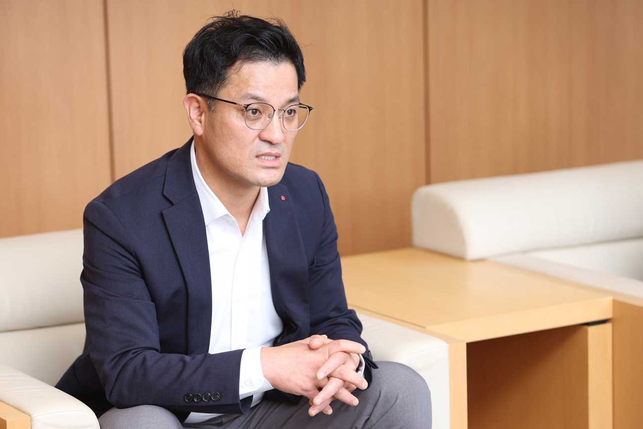 株式会社農心ジャパン　成長戦略本部 本部長　氏
