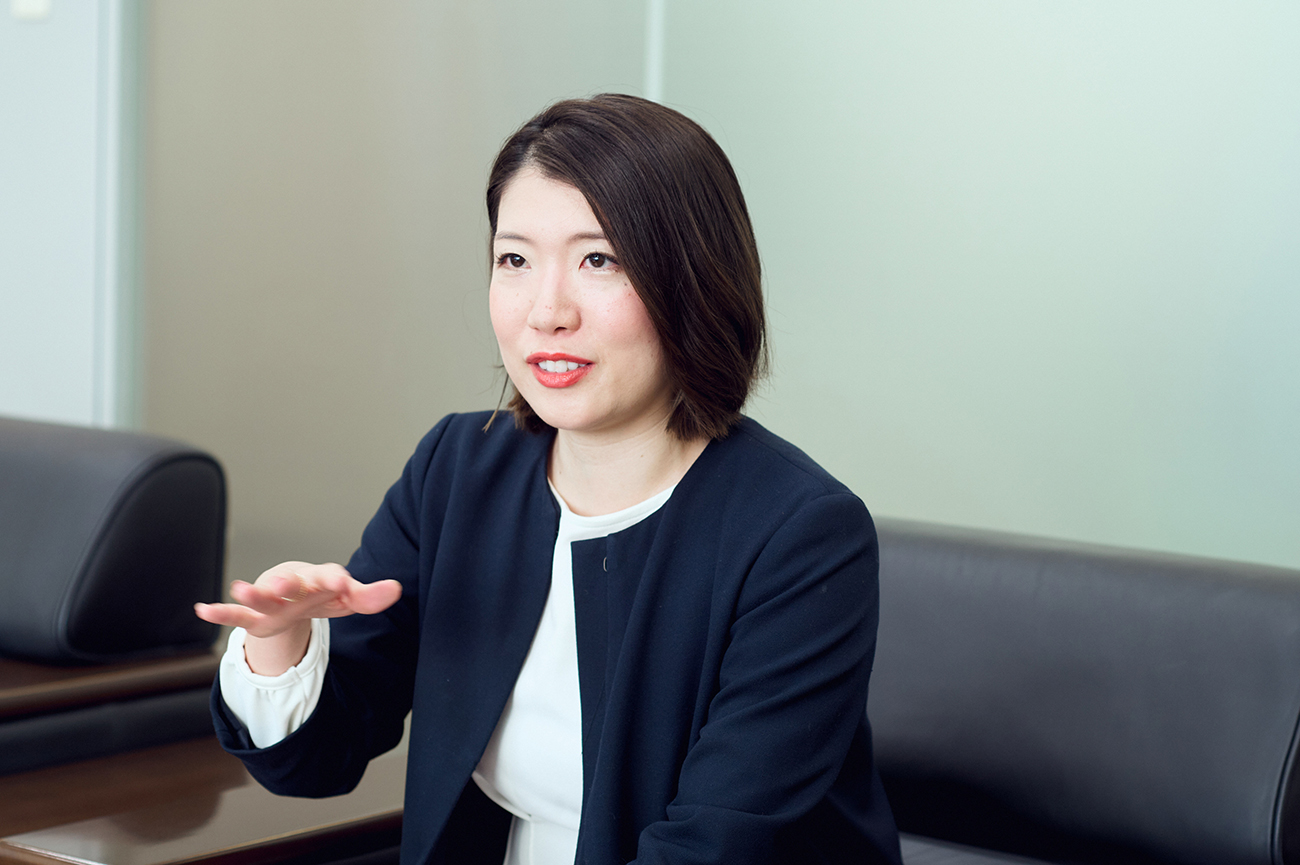 株式会社りそな銀行　小林さん