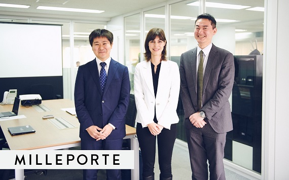 写真左から、株式会社ブレインパッドデジタルソリューション統括部Probanceグループ コンサルタント 今井 豊さん／株式会社B4F マーケティング・マネージャー ビアンカ コドニェさん／株式会社ブレインパッド デジタルソリューション統括部テクニカルサポートグループ サポートエンジニア　伴野 雅弘さん