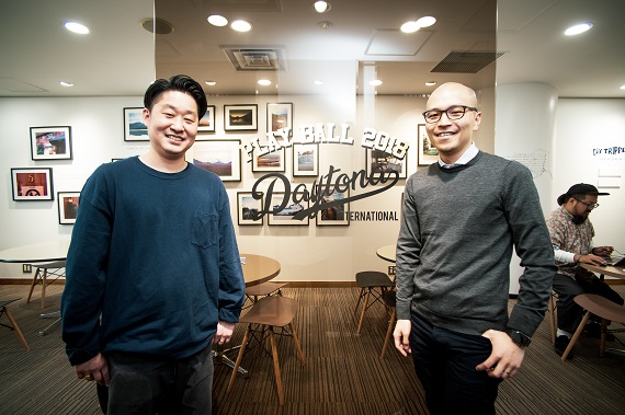 デイトナ・インターナショナル 小林さん（左）／メガネスーパー 川添さん（右）