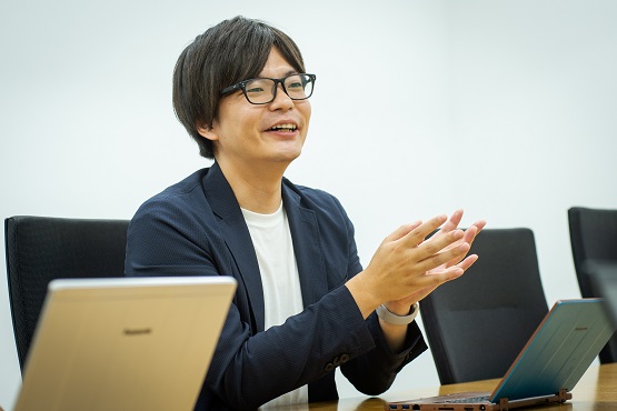 ツールの選定や導入も含め、EC のマーケティング施策全般を担う花輪さん