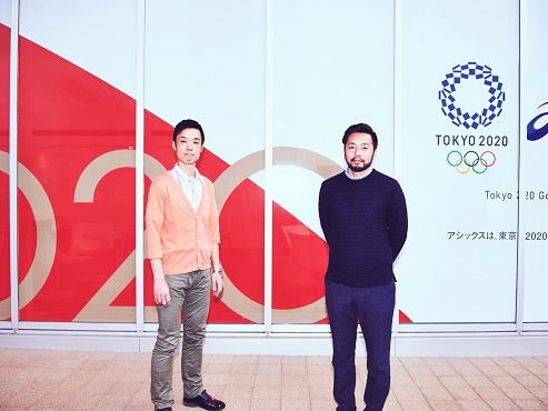 株式会社アシックス 同社デジタルコマースチーム マネージャー 大石敦さん（右）／同社 ECシステム管理チーム マネージャー 小林直樹さん（左）