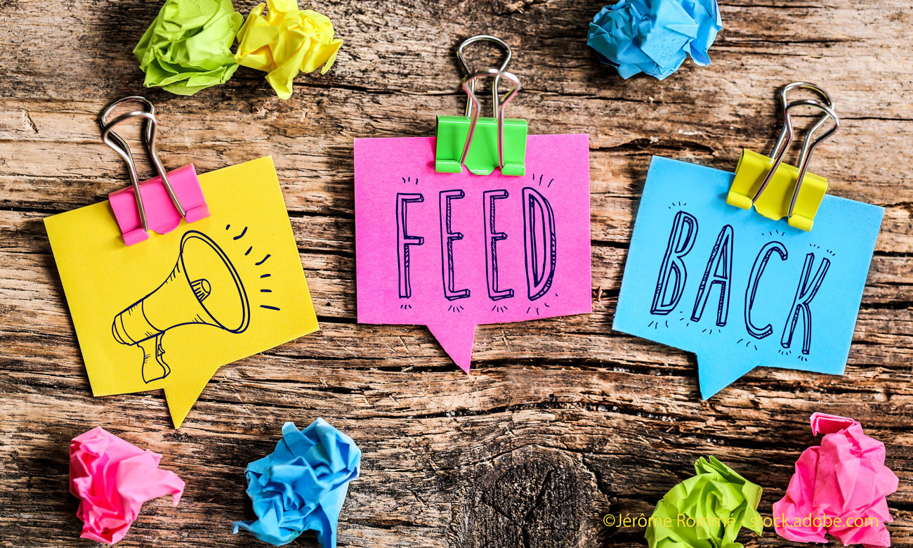 Post-it speech bubbles:feedback