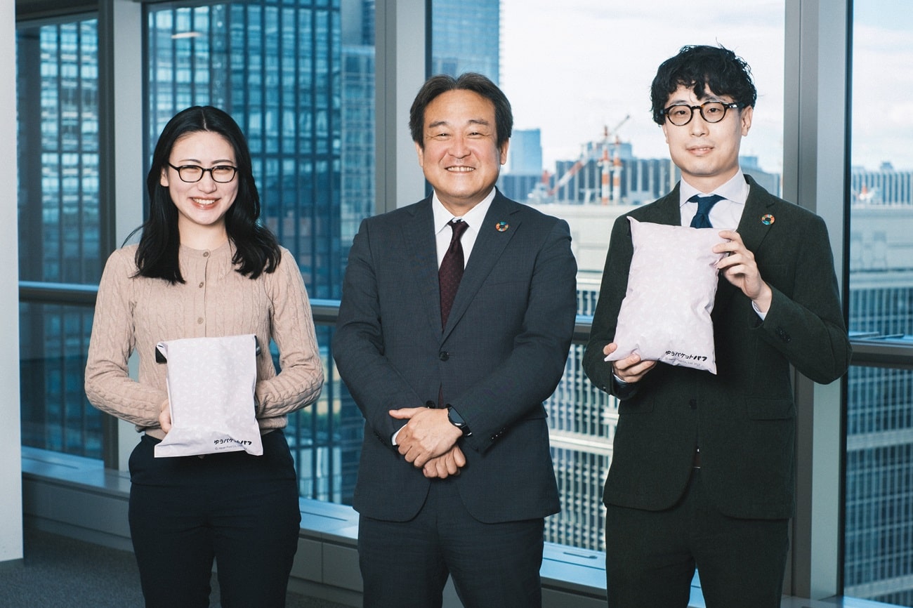 日本郵便で法人向けサービスを推進するメンバーの活躍の場は幅広い